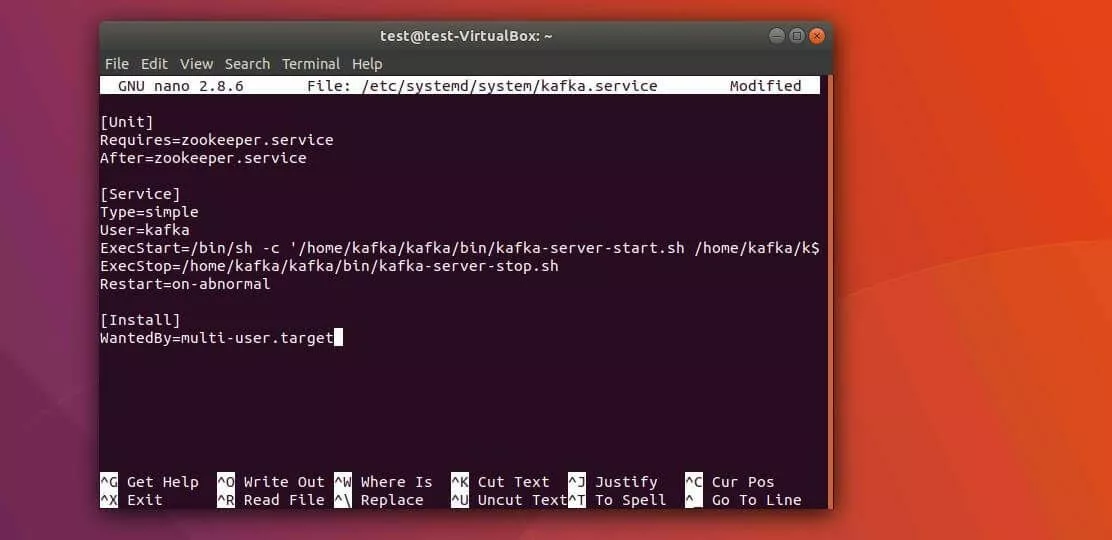 Terminal de Ubuntu: el archivo kafka.service en el editor nano