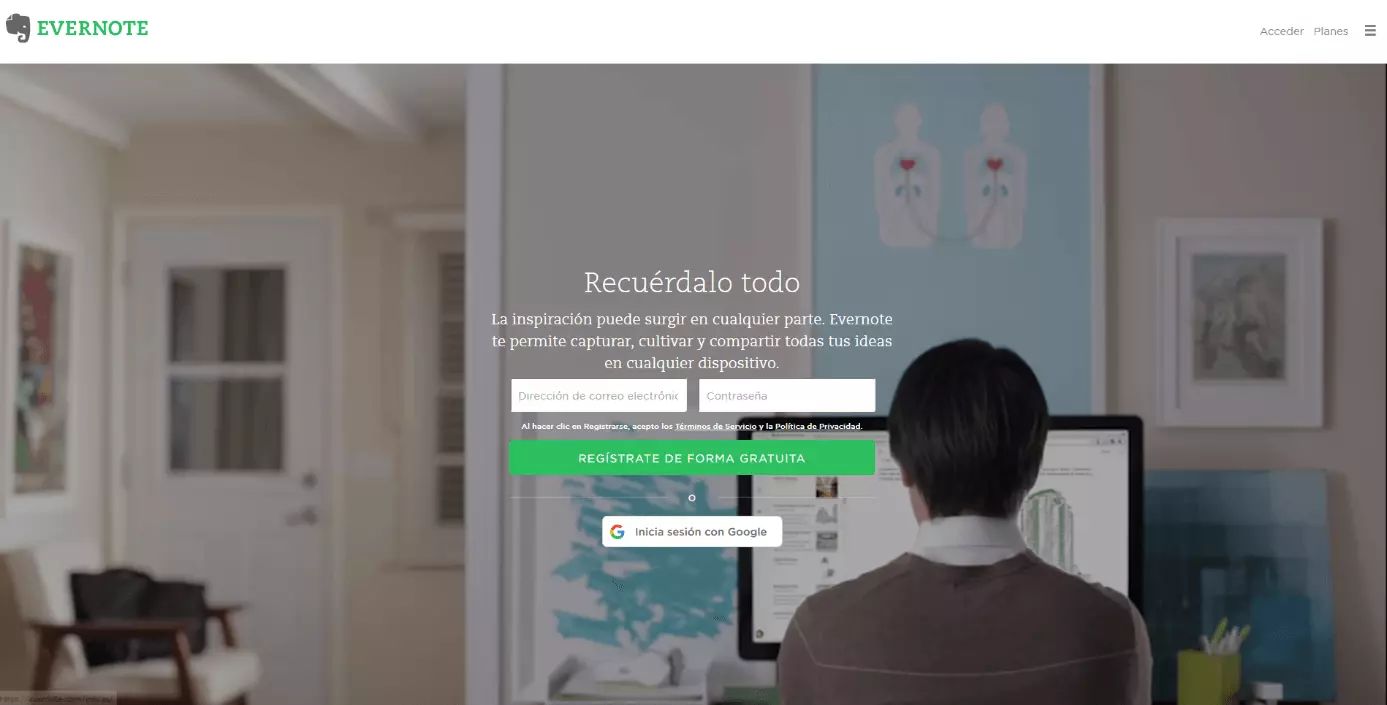 Screenshot de la página de inicio de Evernote con el formulario de registro