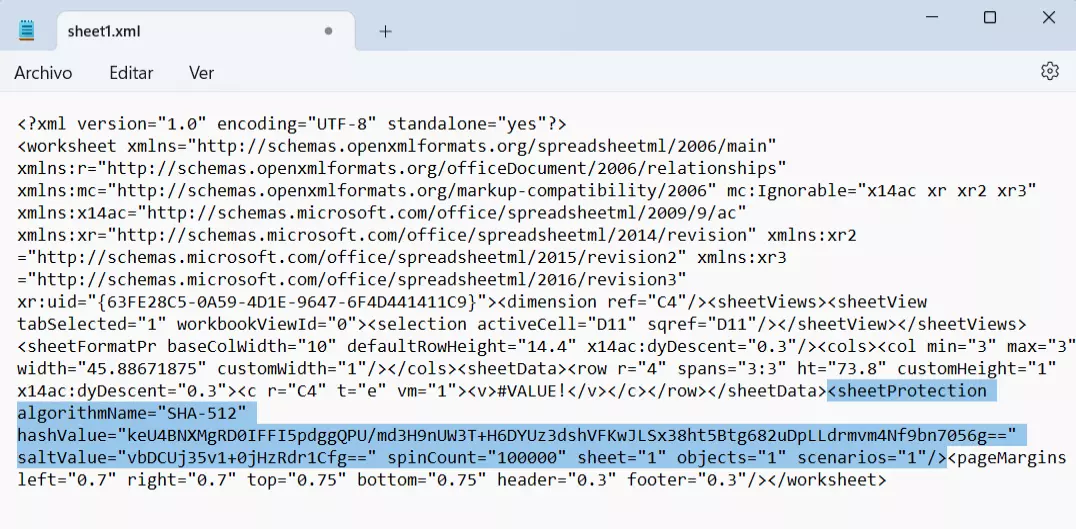 El archivo XML de una hoja de cálculo abierta en el editor de Windows con la secuencia de protección de la hoja marcada